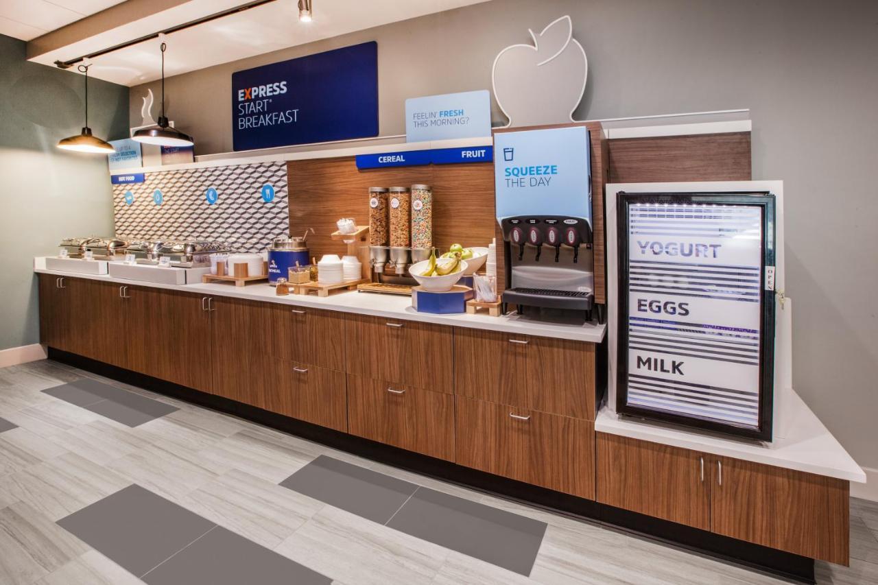 Holiday Inn Express & Suites - West Omaha - Elkhorn By Ihg Экстерьер фото